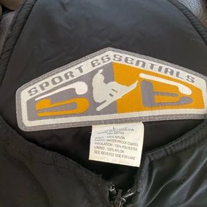 Sport Essentials women’s large, snow and ski bib